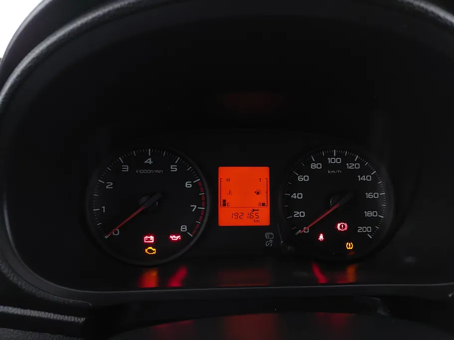 2021 ميتسوبيشي L200 DC 4x2 Diesel 