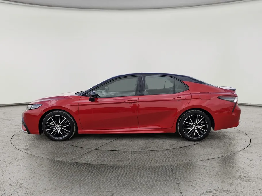 2021 Toyota Camry  SE 