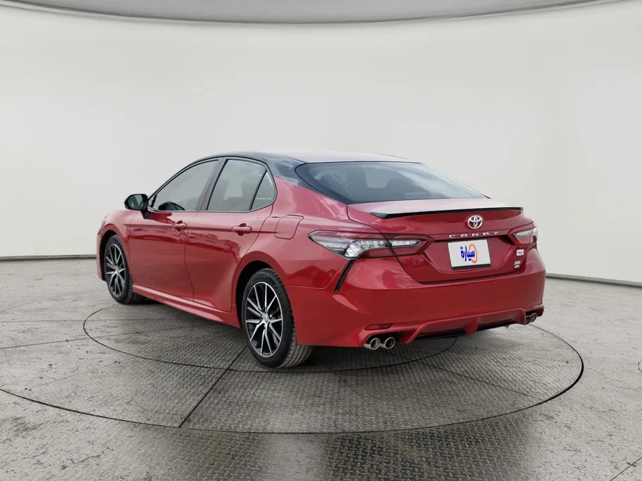 2021 Toyota Camry  SE 