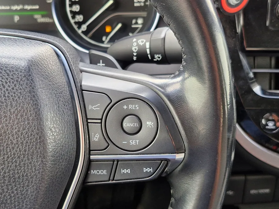 2021 Toyota Camry  SE 