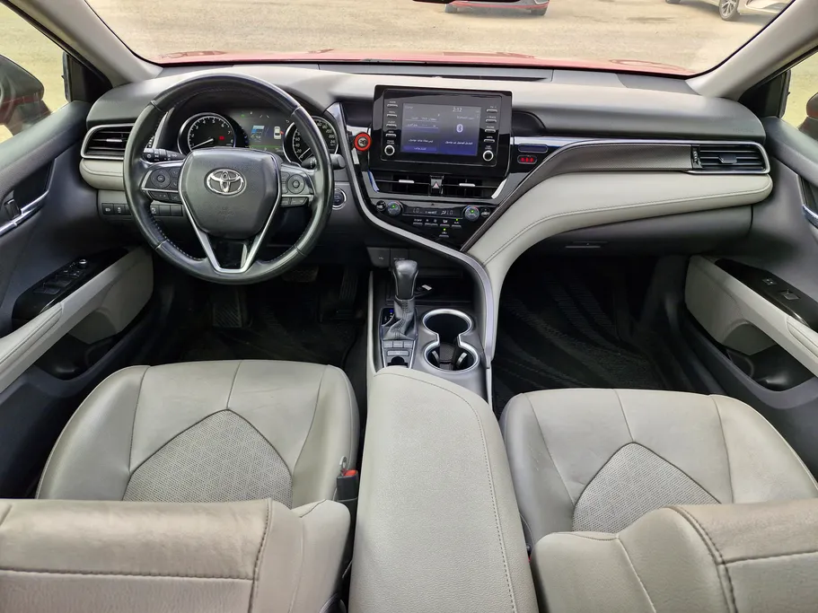 2021 Toyota Camry  SE 