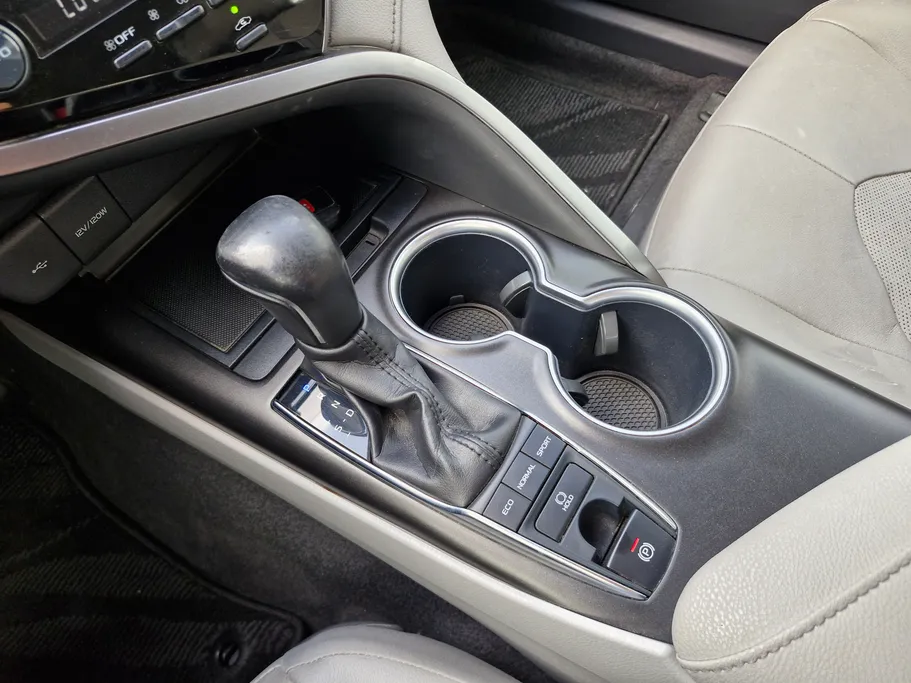 2021 Toyota Camry  SE 