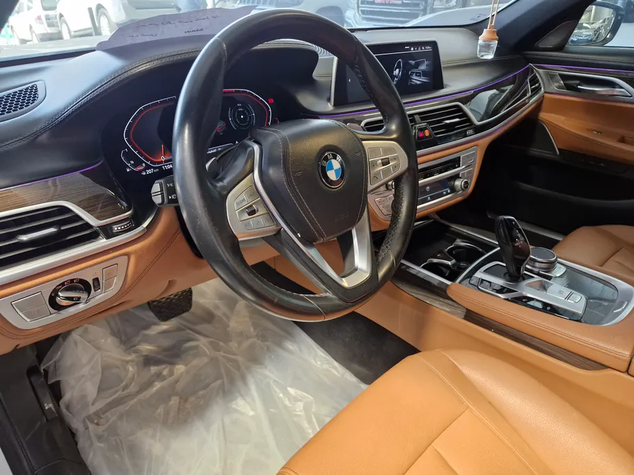 بي ام دبليو الفئة السابعة 730Li 2020 