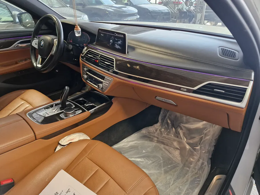 بي ام دبليو الفئة السابعة 730Li 2020 