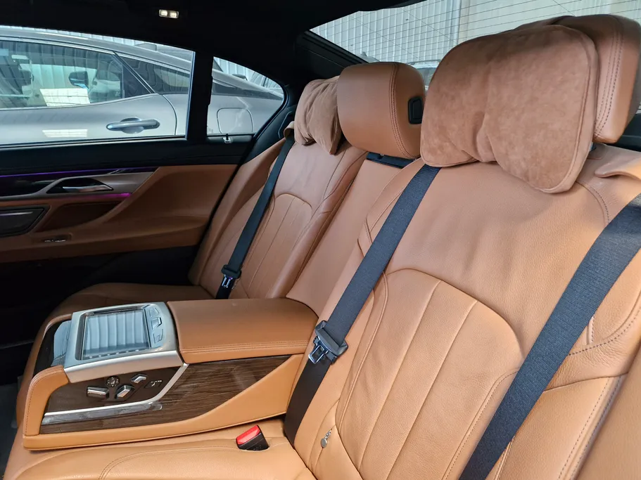 بي ام دبليو الفئة السابعة 730Li 2020 