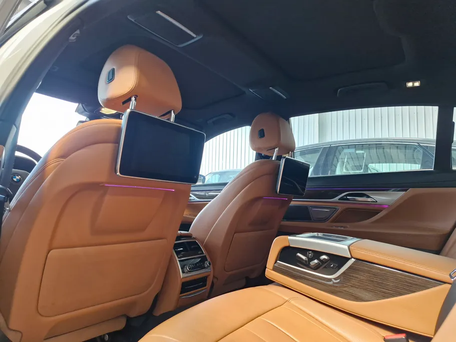 بي ام دبليو الفئة السابعة 730Li 2020 