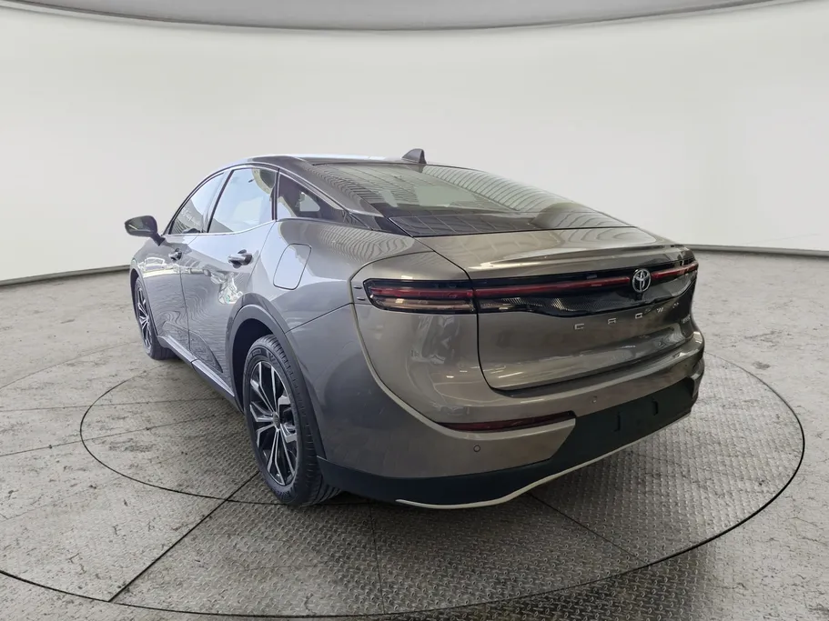 2023 Toyota Crown Premium 