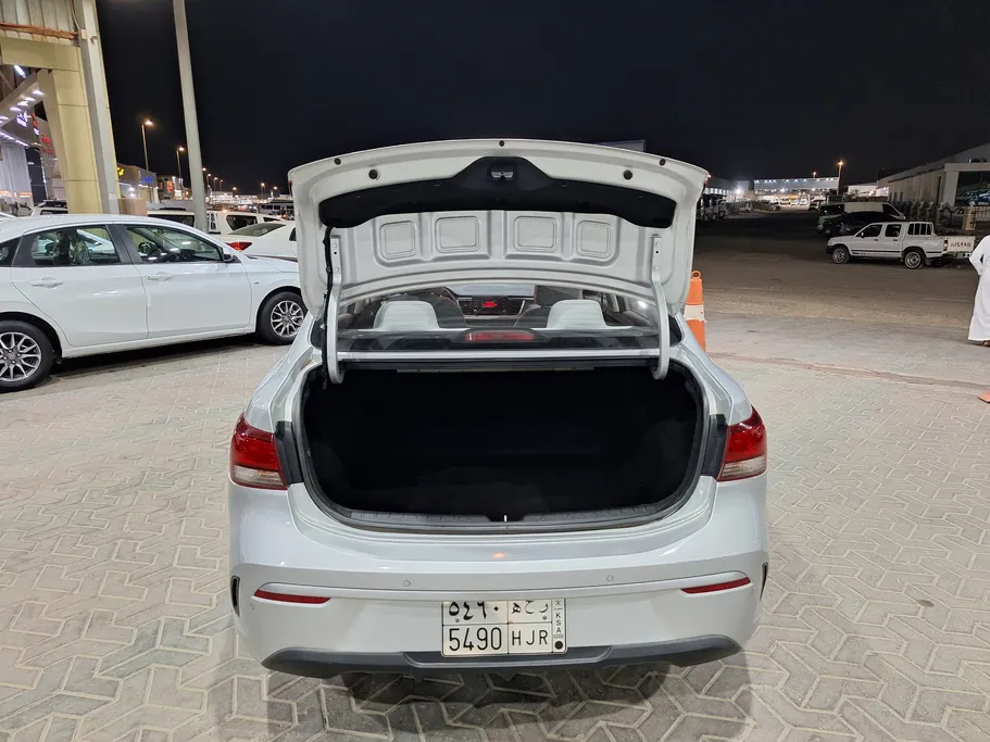2022 Kia Rio LX 