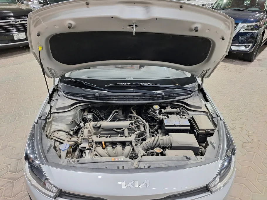 2022 Kia Rio LX 