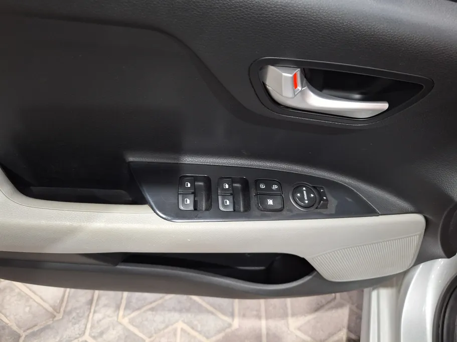 2022 Kia Rio LX 