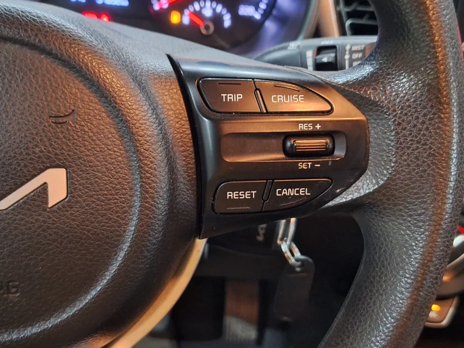 2022 Kia Rio LX 