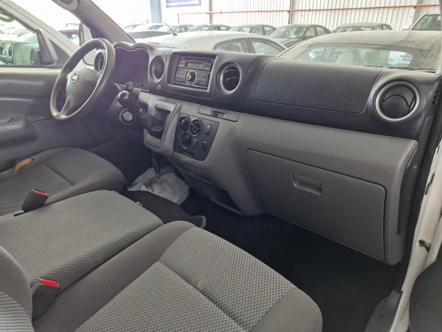 نيسان باص اورفان بضاعة 2021 