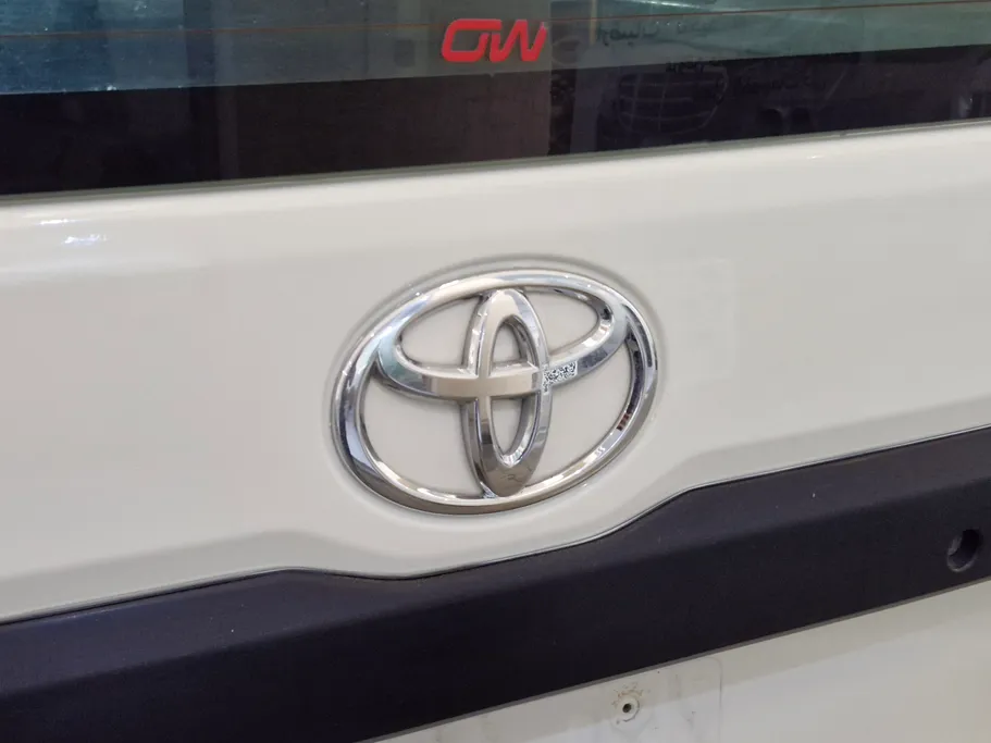 تويوتا هايس بضاعة سقف عالي 2023 