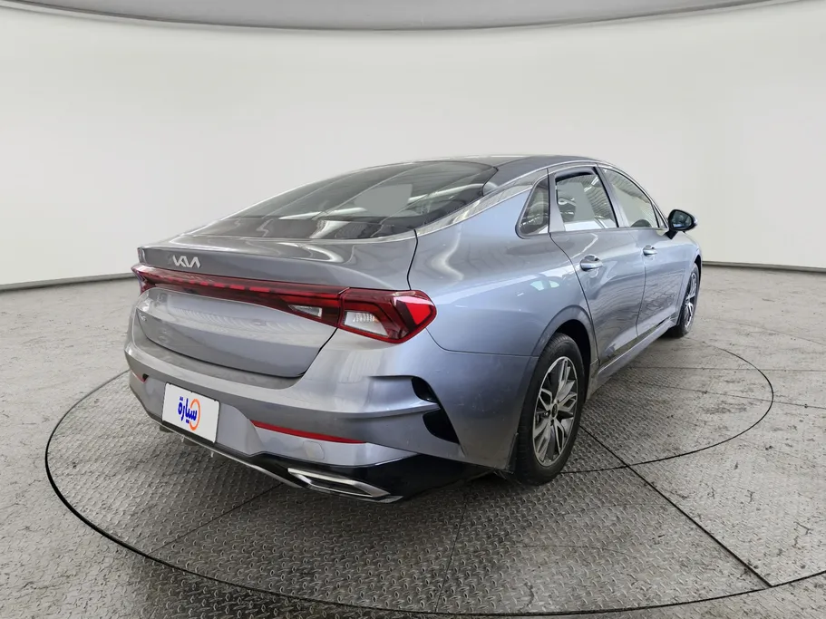 2022 Kia K5 LX 