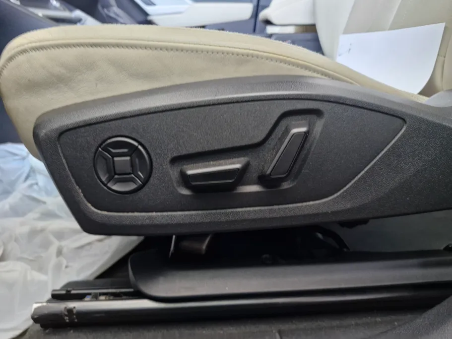 2023 Audi Q3 35 TFSl 