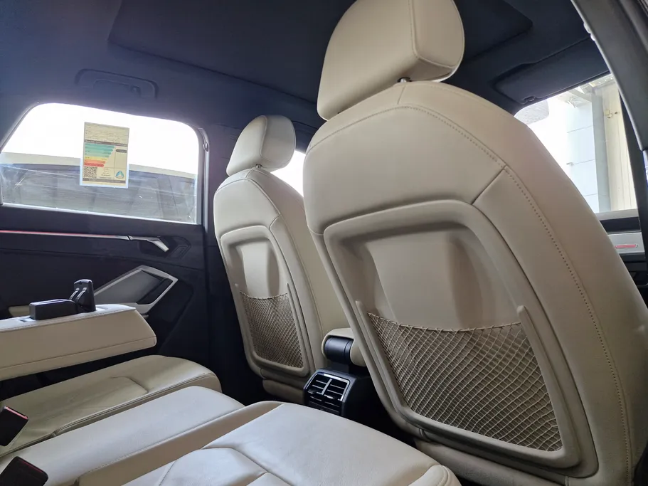 2023 Audi Q3 35 TFSl 