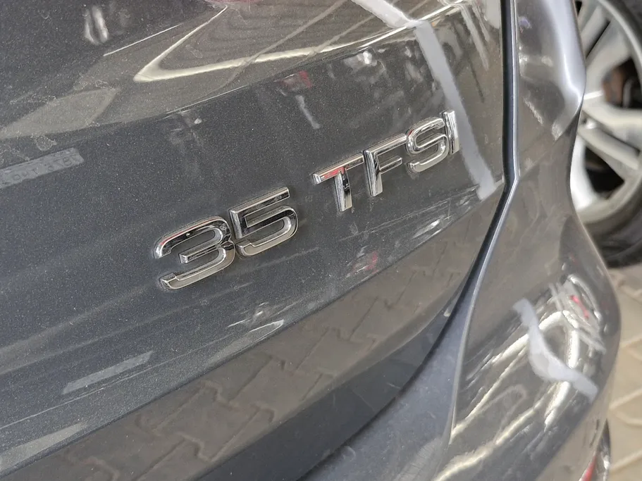 2023 Audi Q3 35 TFSl 