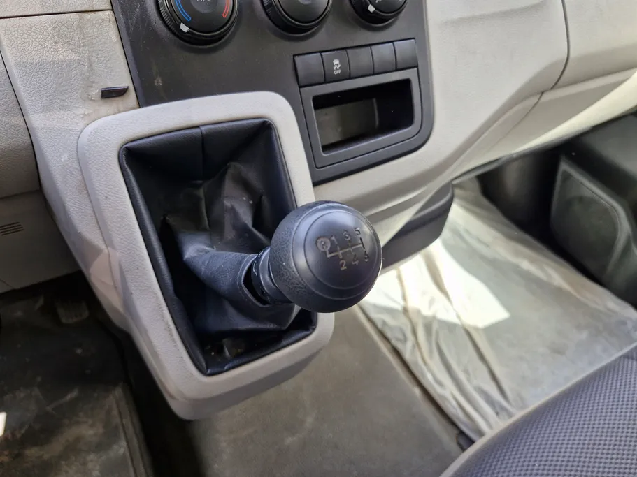 2022 Toyota Haice ثلاجة سقف عالي 