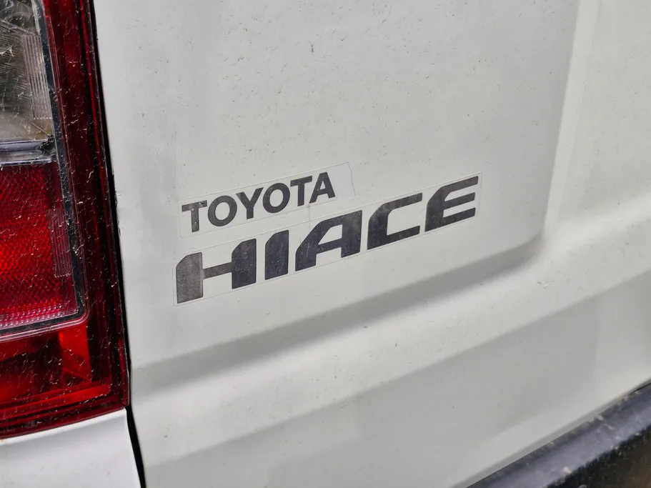2022 Toyota Haice ثلاجة سقف عالي 