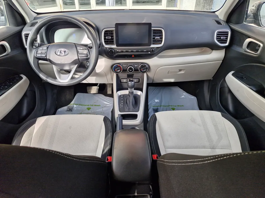 2024 Hyundai Venue Smart 