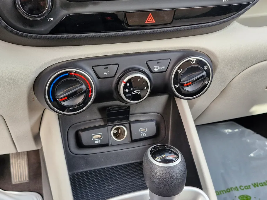 2024 Hyundai Venue Smart 