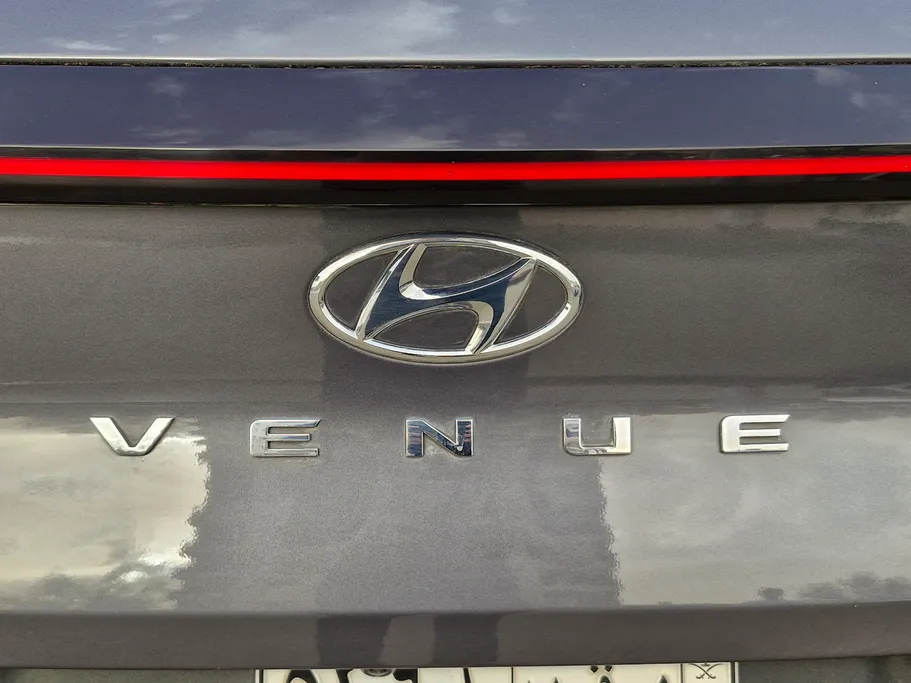 2024 Hyundai Venue Smart 
