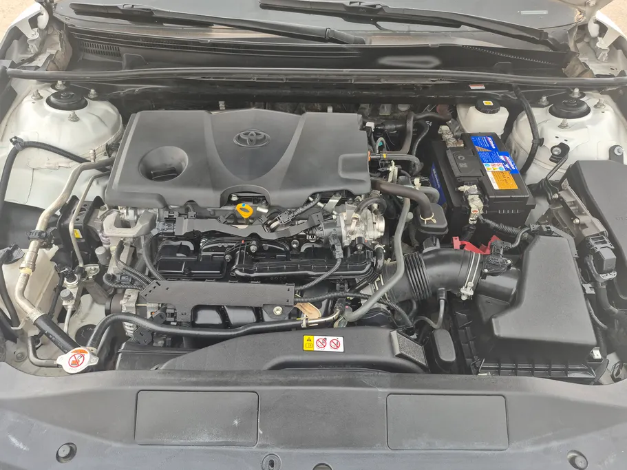 تويوتا كامري LE 2024 