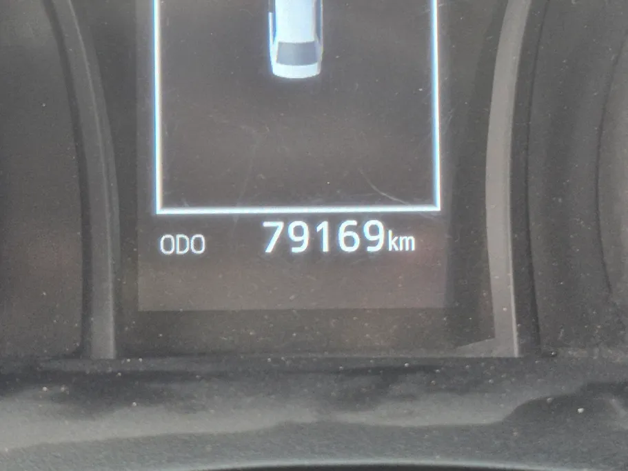 تويوتا كامري LE 2024 