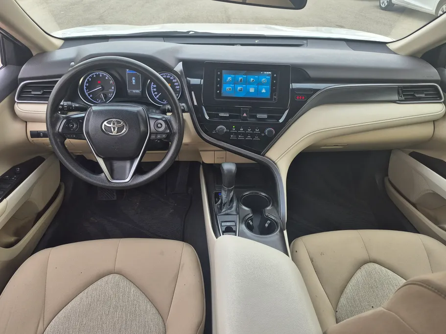 تويوتا كامري LE 2024 