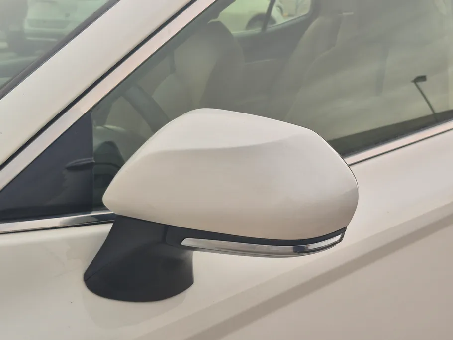 تويوتا كامري LE 2024 