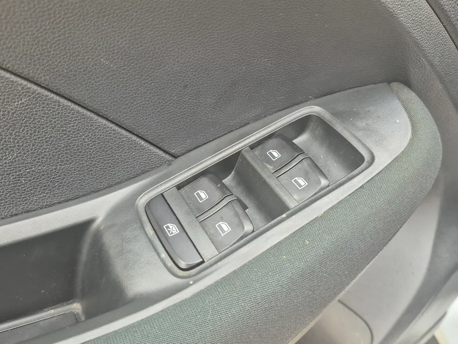 ام جي ZS STD 2023 