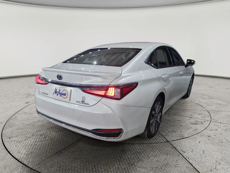 2024 Lexus ES 300 AH Hybrid  