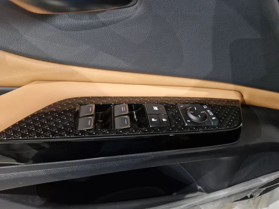 2024 Lexus ES 300 AH Hybrid  