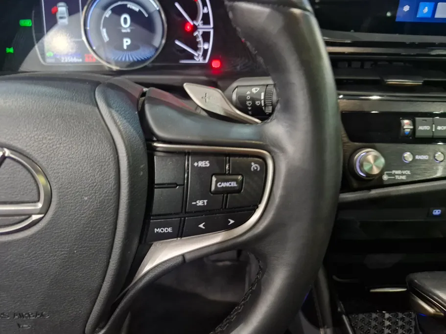 2024 Lexus ES 300 AH Hybrid  