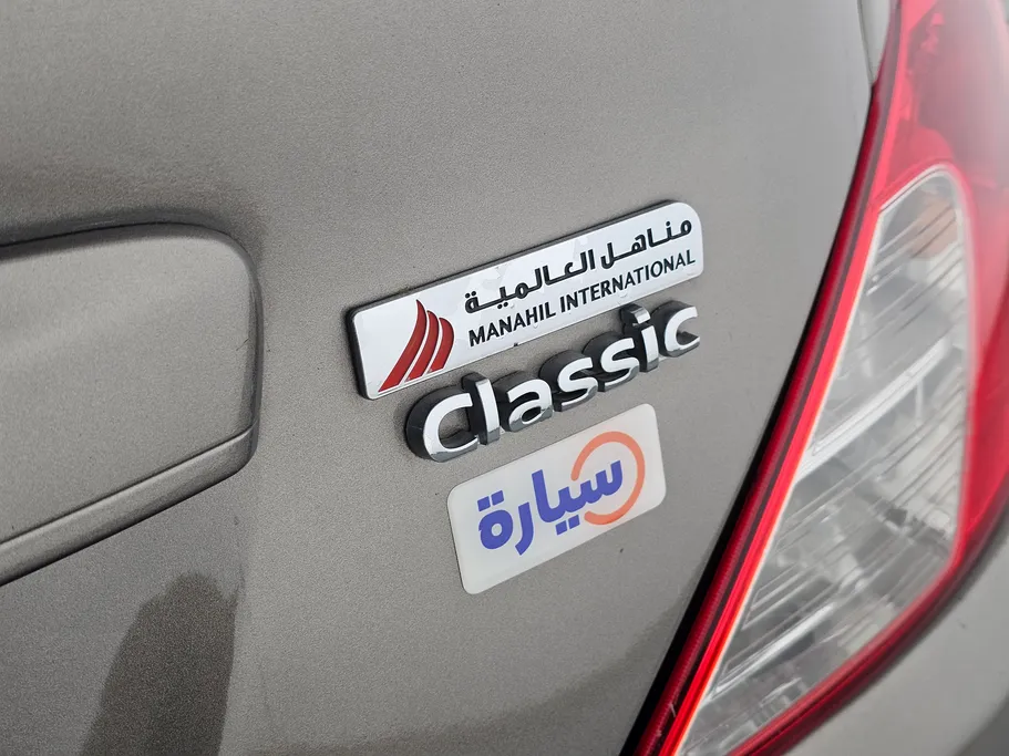 2021 Nissan Sunny Classic 