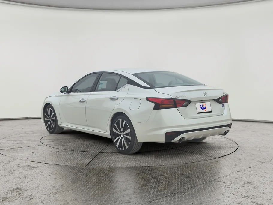 2022 Nissan Altima SL 