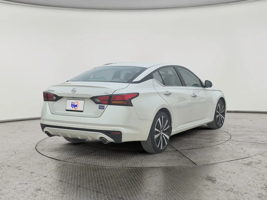 2022 Nissan Altima SL 