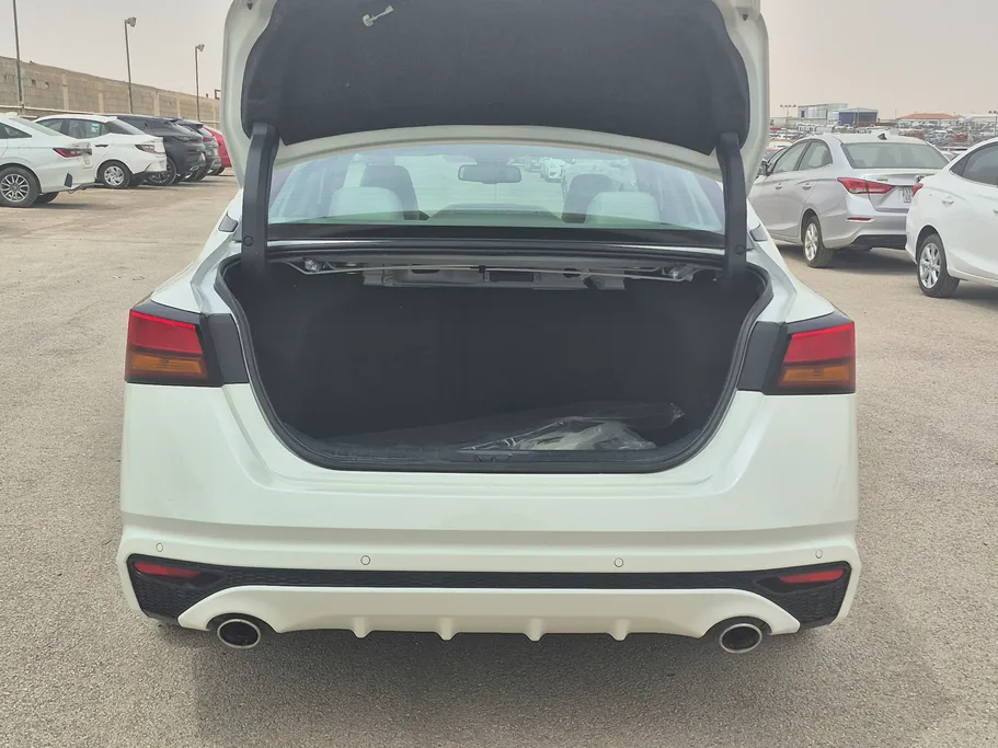 2022 Nissan Altima SL 