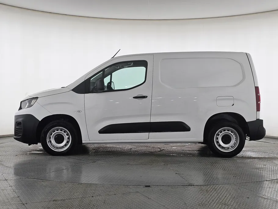 بيجو بارتنر Short van 2022 