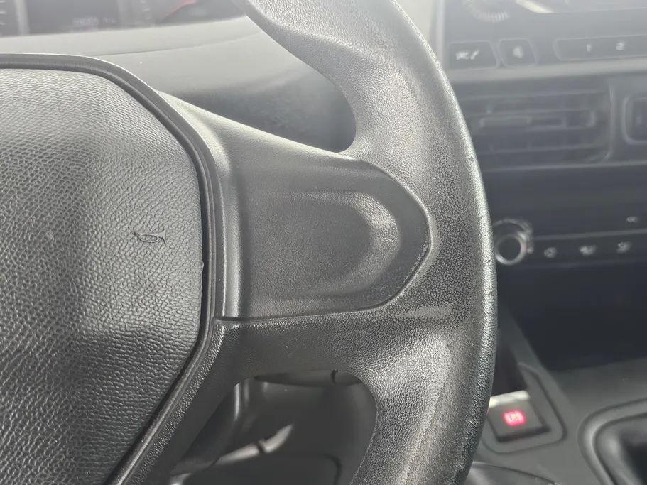 بيجو بارتنر Short van 2022 