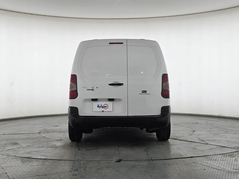 بيجو بارتنر Short van 2022 