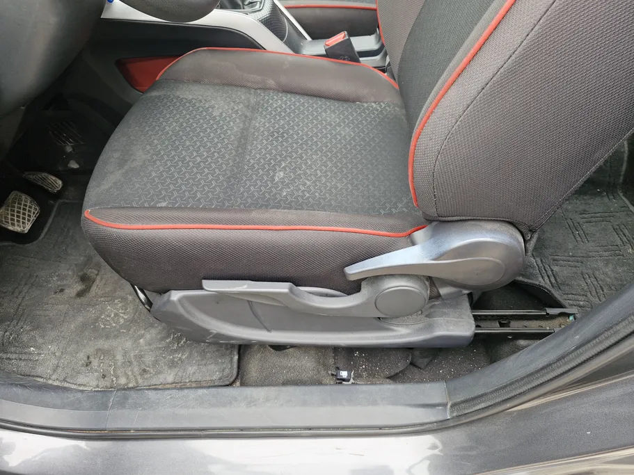 2023 Toyota Raize XLE 