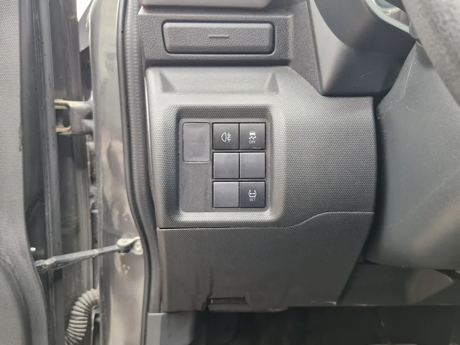 2023 Toyota Raize XLE 