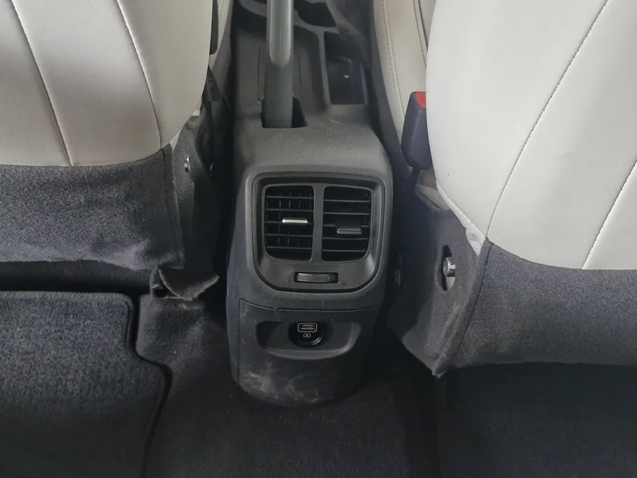 هيونداي Grand i10 فلييت 2024 