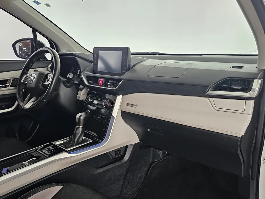 2024 Toyota Veloz GLX 