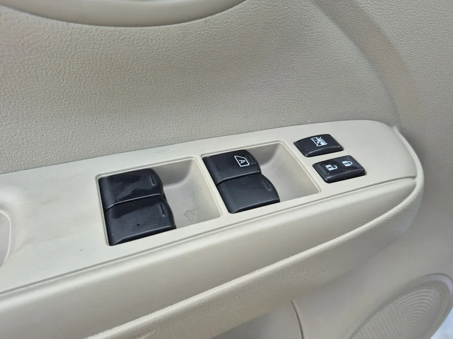 2023 Nissan Sunny SV Comfort 