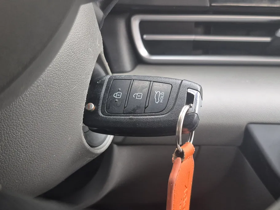 2024 Hyundai Elantra Smart 