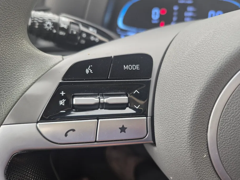 2024 Hyundai Elantra Smart 