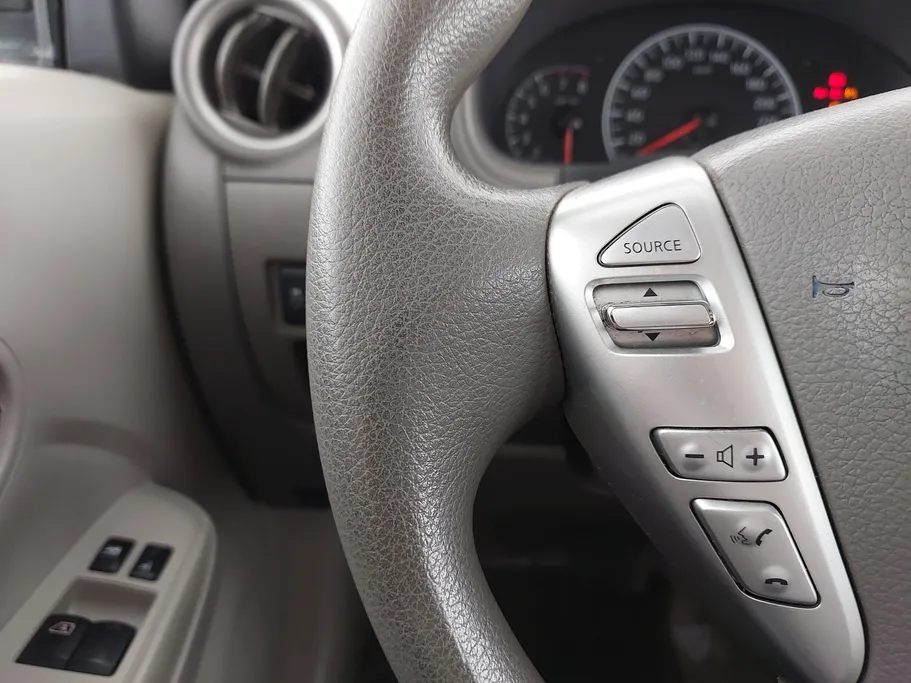 نيسان صني SV 2022 