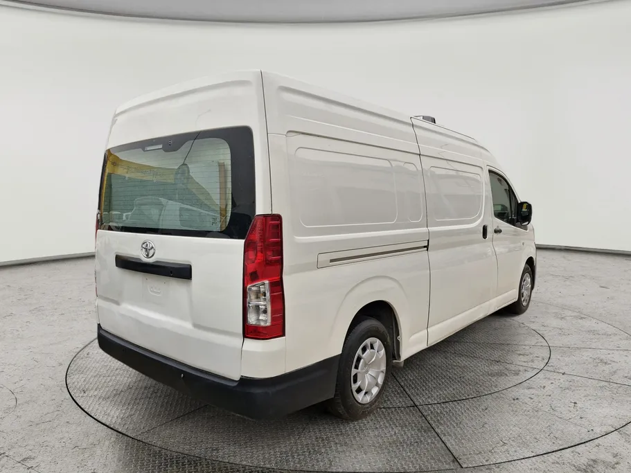 تويوتا هايس ثلاجة سقف عالي 2021 